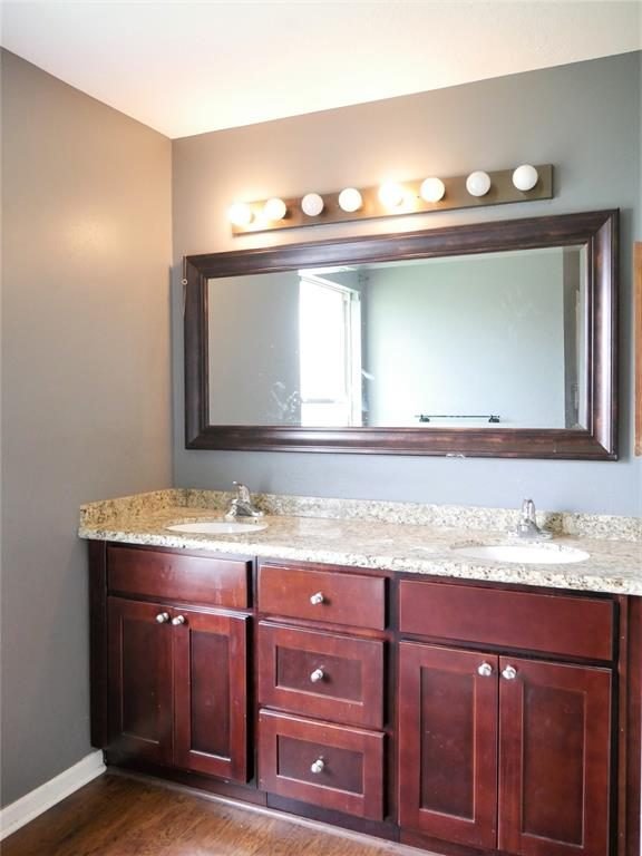 20427 Bishops Gate Lane