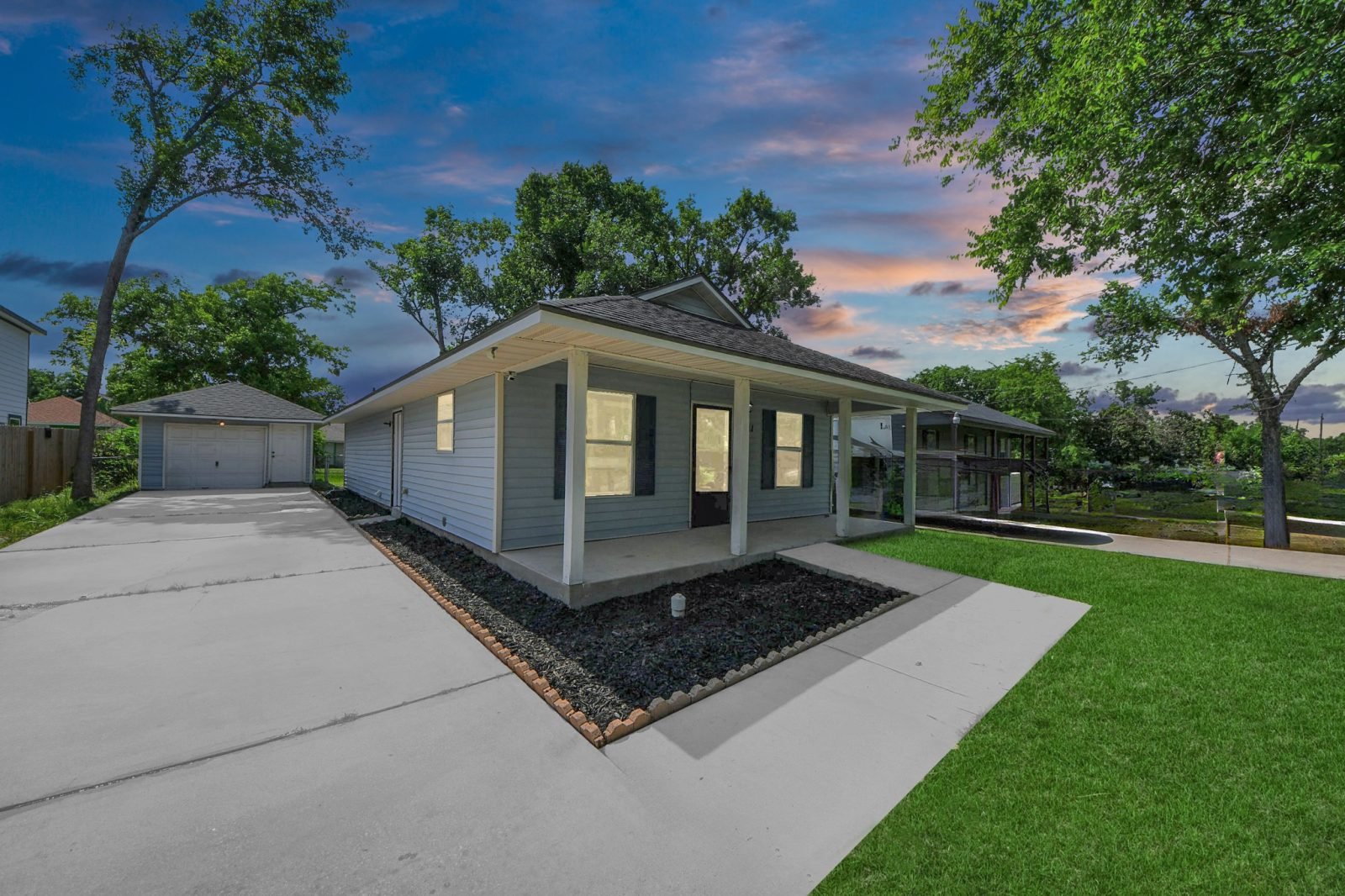 6021 Wedgefield Street