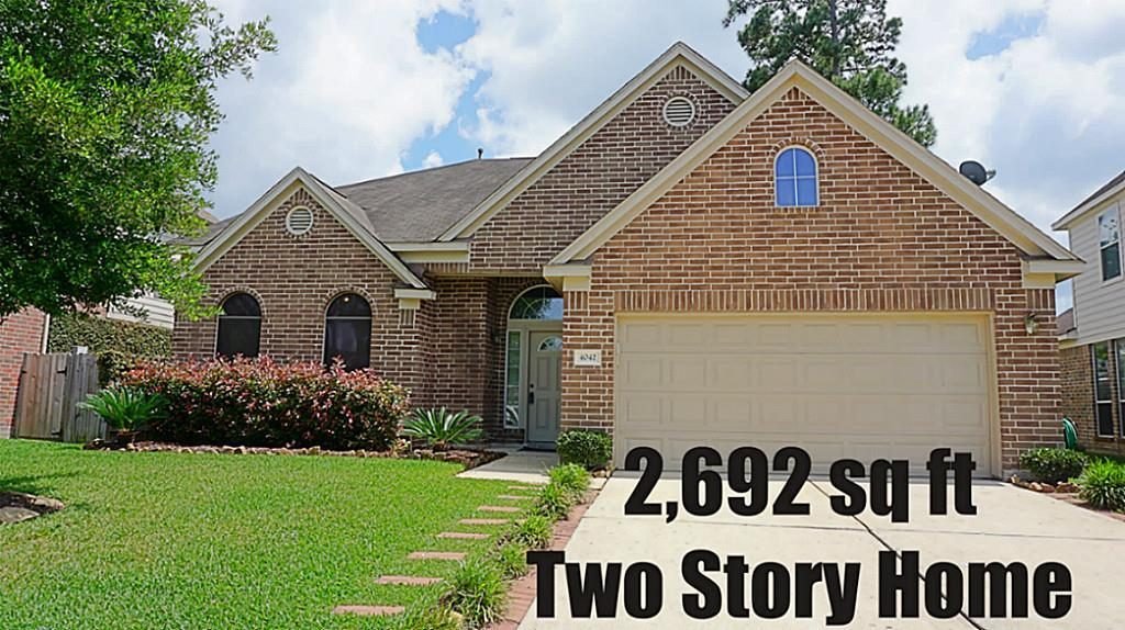 4042 Tree Moss Place