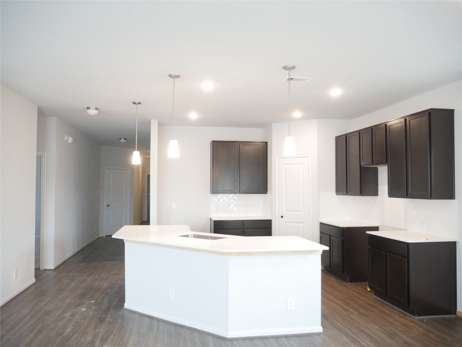 20975 New Proper Drive