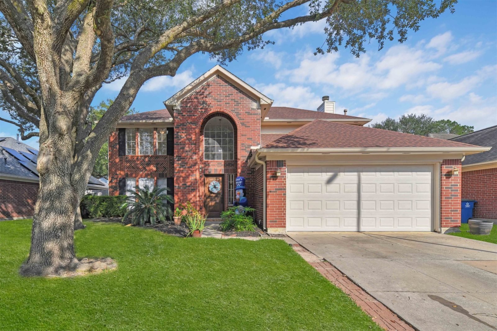 19630 Vernier Woods Lane